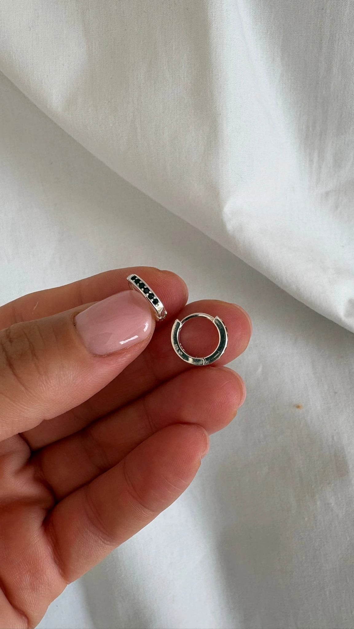 Aros Medio Sin Fin con Cubic Negro