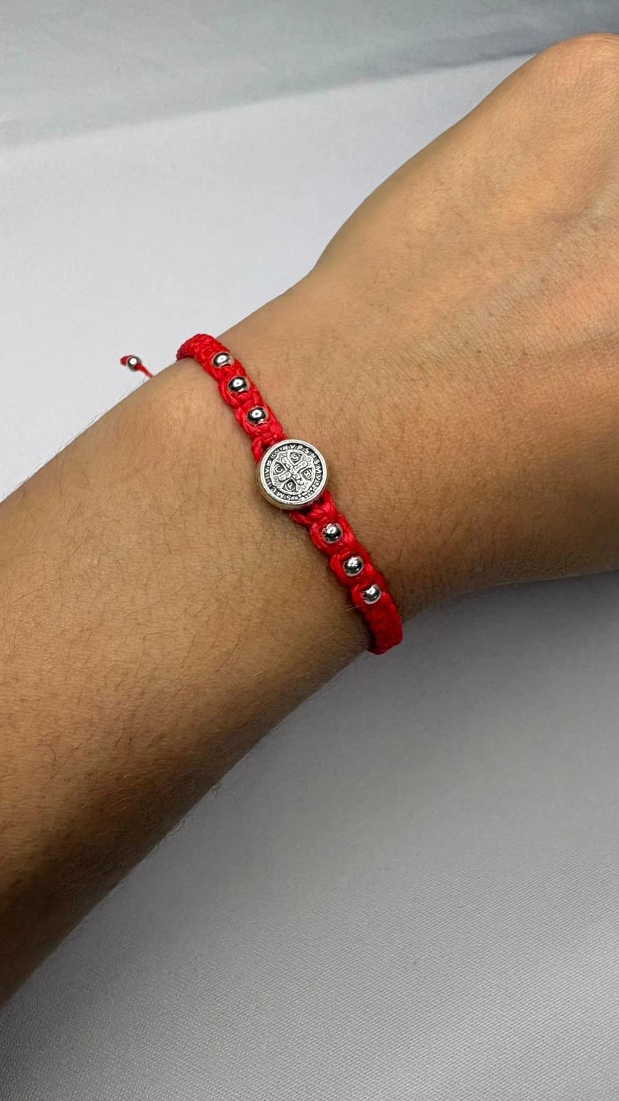 Pulse San Benito Macramé Rojo